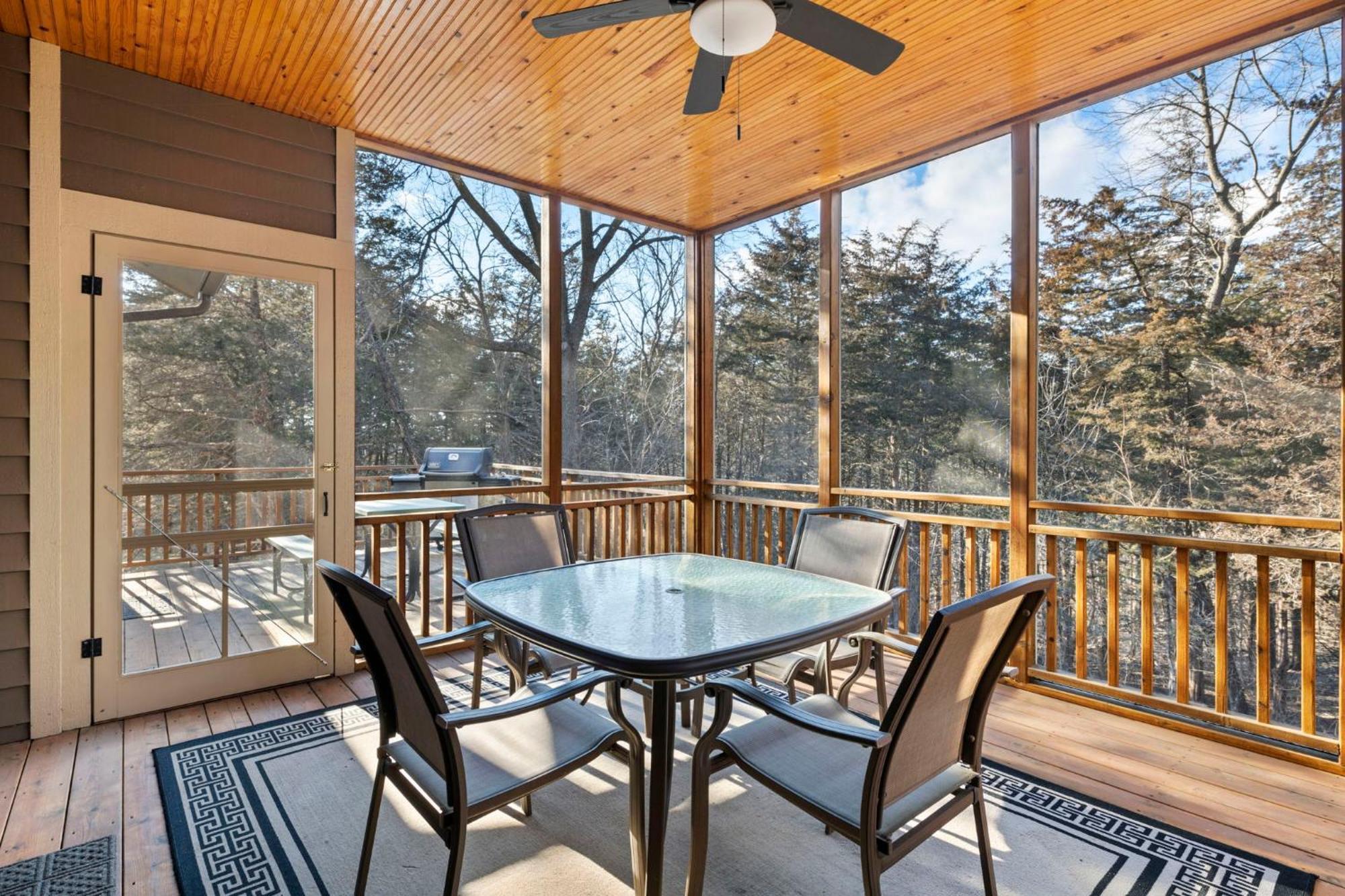 The Lodge, 'North Woods' Style, Boutique Galena Getaway! Extérieur photo